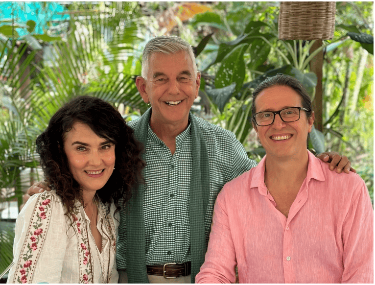 kike teresa Imagen de Kike Figaredo junto a Arturo de Frías y Teresa Carazo